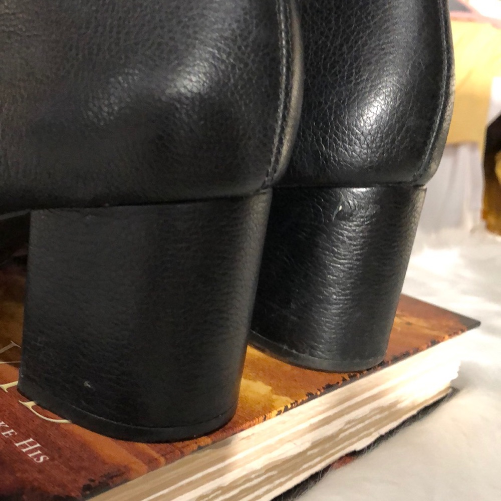 Jessica Simpson Booties - Picture 4 of 10